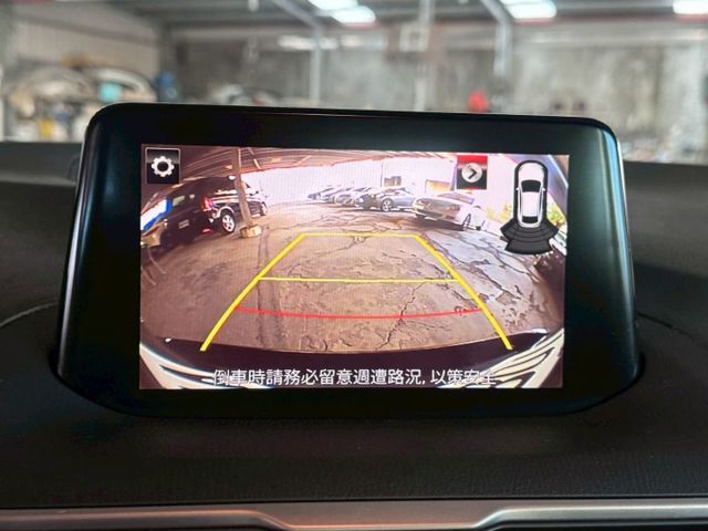 保證實車實價 / 馬3 4D 2.0 / 定速 / 導航 / 倒車影像  第8張相片