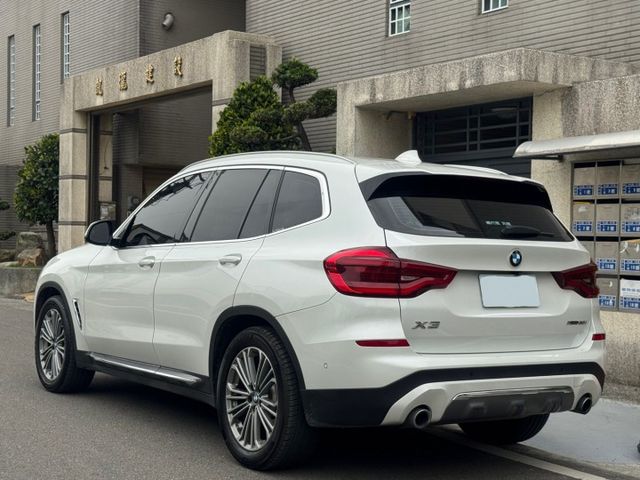保證實車實價 / X3 30i / 換檔撥片 / 導航 / 環景 / 電動尾門 / 電動椅記憶調整  第18張相片