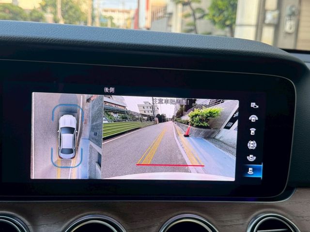 保證實車實價 / 油電 / 環景 / 導航 / 盲點 / 天窗 / 電尾門  第6張相片