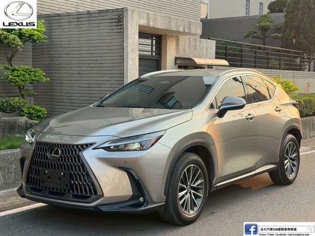 保證實車實價 / 頂級版 NX250 / 換檔波片 / 免鑰匙啟動 / 盲點 / 雙前電動椅調整 / 電尾門  第1張相片