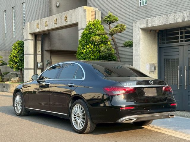 保證實車實價 / 油電 / 天窗 / 環景 / 盲點 / 雙前電動椅記憶調整  第17張相片