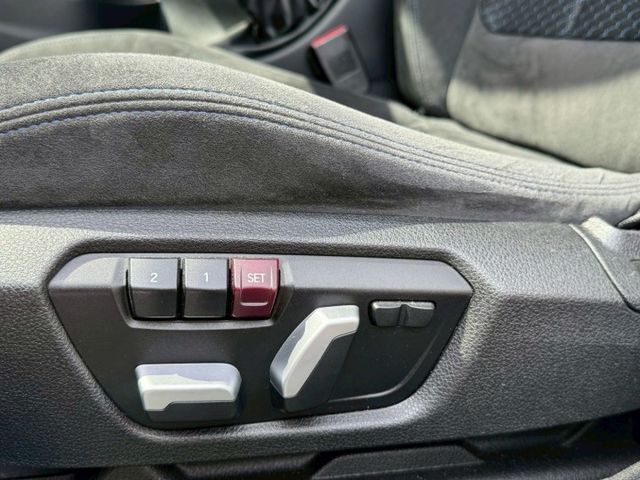 保證實車實價。 / M版 / 總代理 / 全景天窗 / 電動椅 / 換檔撥片  第10張相片