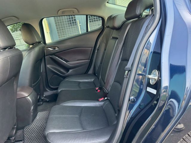 保證實車實價 / 馬3 4D 2.0 / 定速 / 導航 / 倒車影像  第11張相片