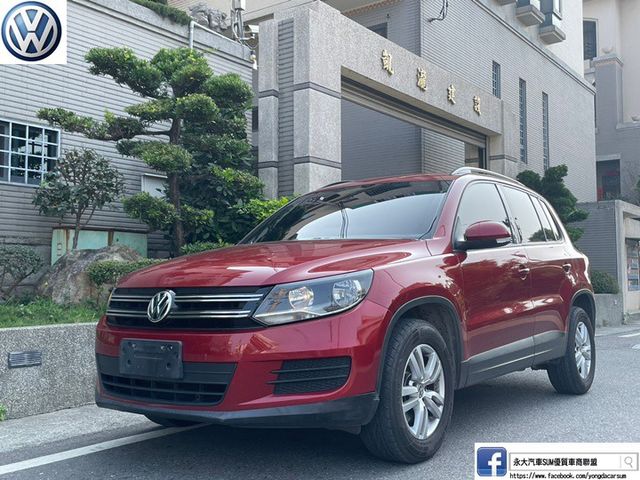 保證實車實價。/ 2.0 TSI / 後座出風口 / 倒車顯影  第1張相片