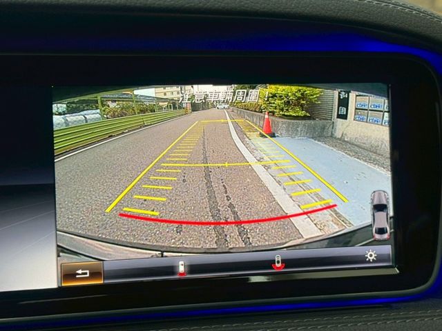 保證實車實價 / S400 總代理 / 摸門 / 盲點偵測 / 導航 / 倒車影像 / 天窗  第7張相片