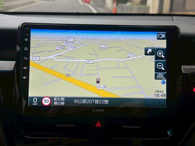 保證實車實價 /  定速 / 車道偏移 / 導航 / 倒車影像 / 後座出風口  第6張相片