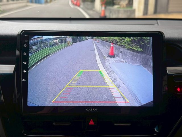 保證實車實價 /  定速 / 車道偏移 / 導航 / 倒車影像 / 後座出風口  第7張相片