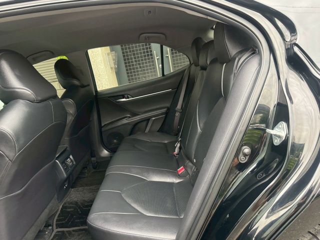 保證實車實價 /  定速 / 車道偏移 / 導航 / 倒車影像 / 後座出風口  第12張相片
