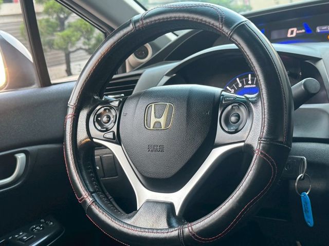 保證實車實價 / 1.8 VTI-S / 定速 / 天窗 / 導航 / 倒車影像  第3張相片