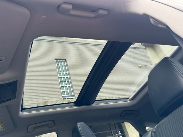 保證實車實價 / LEXUS RX350 雙前+後座 電動調整 / 全景天窗 / 電動尾門 / 導航 / 倒車顯影  第15張相片