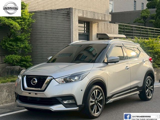 保證實車實價 / 摸門 / 免鑰匙啟動 / 導航 / 倒車影像 /  第1張相片