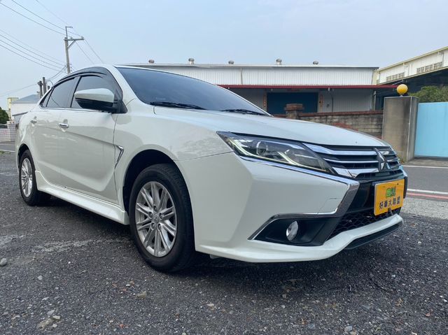MITSUBISHI三菱 LANCER  第3張相片