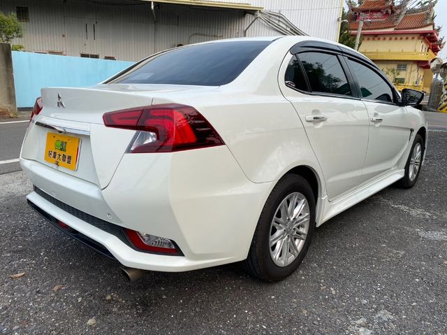 MITSUBISHI三菱 LANCER  第18張相片