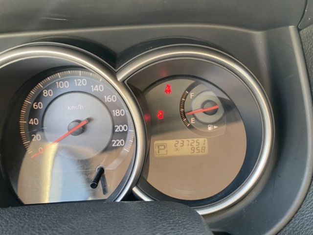 NISSAN日產 TIIDA  第11張相片