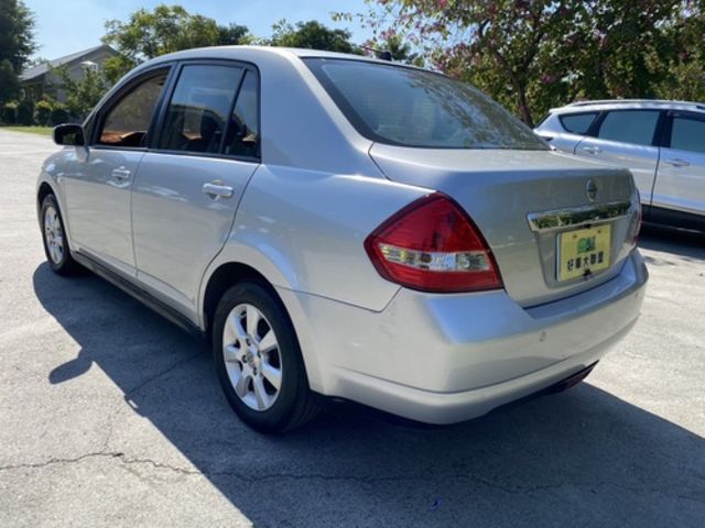 NISSAN日產 TIIDA  第16張相片