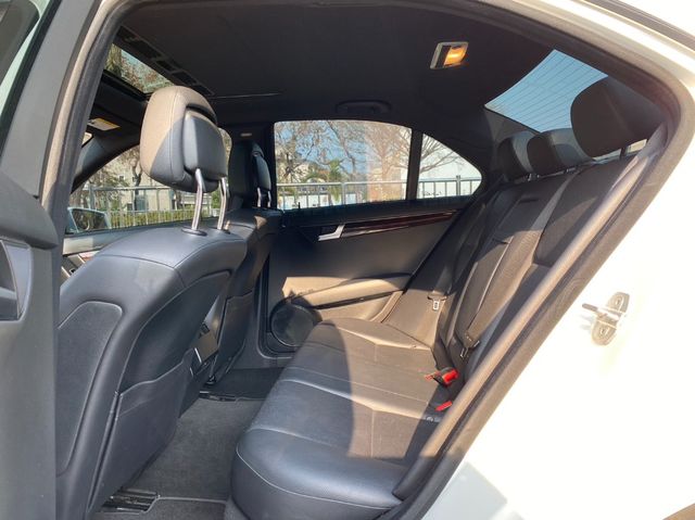 M-BENZ賓士 C250  第6張相片