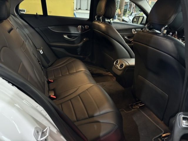 M-BENZ賓士 C300  第10張相片