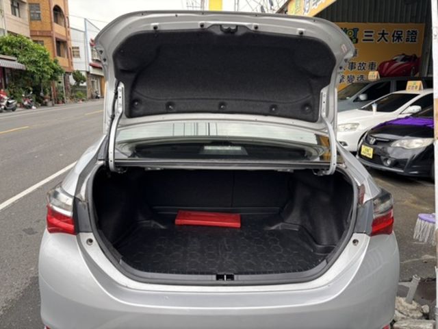 TOYOTA豐田 ALTIS  第14張相片
