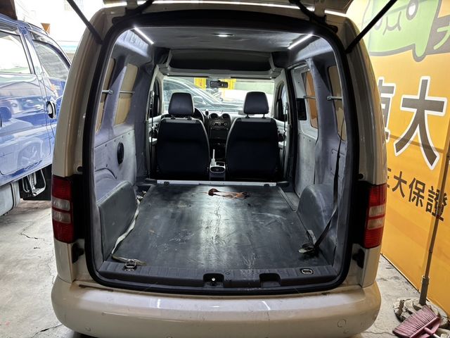 VOLKSWAGEN福斯 CADDY  第13張相片