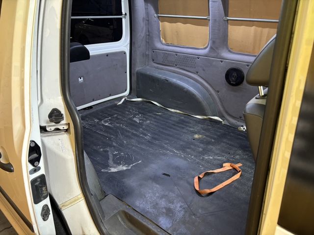 VOLKSWAGEN福斯 CADDY  第15張相片