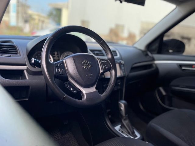 SUZUKI鈴木 SWIFT  第10張相片