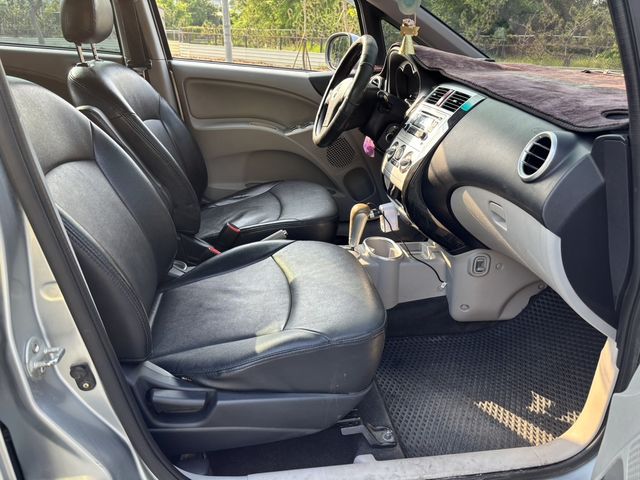 MITSUBISHI三菱 COLT PLUS  第6張相片