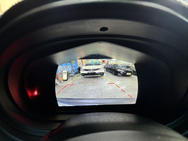 MITSUBISHI三菱 COLT PLUS  第14張相片