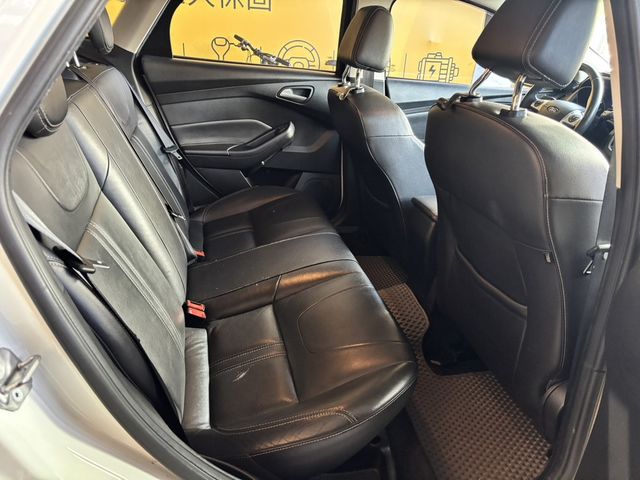 FORD福特 FOCUS  第16張相片