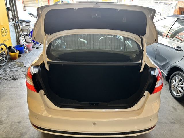 FORD福特 FOCUS  第17張相片