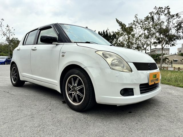 SUZUKI鈴木 SWIFT  第2張相片
