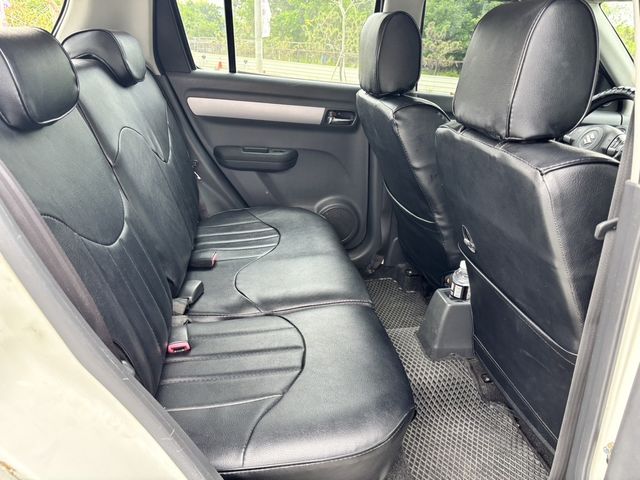 SUZUKI鈴木 SWIFT  第11張相片