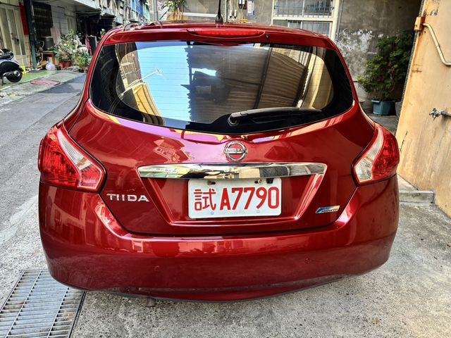 NISSAN日產 TIIDA  第16張相片