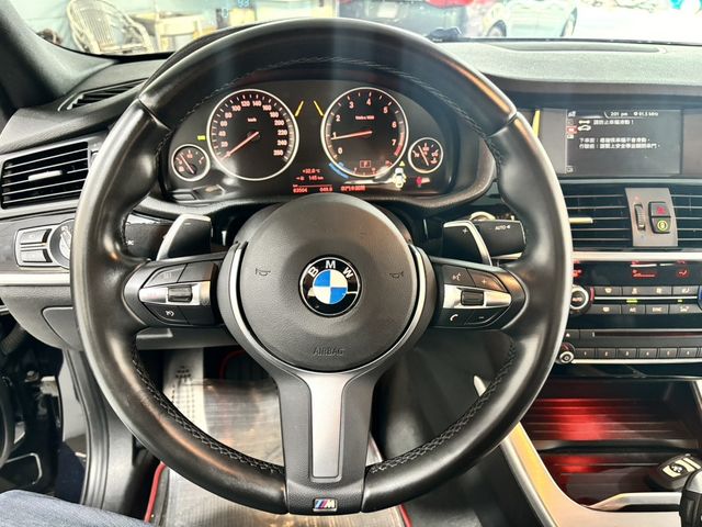 BMW寶馬 X4 XDRIVE20I  第10張相片
