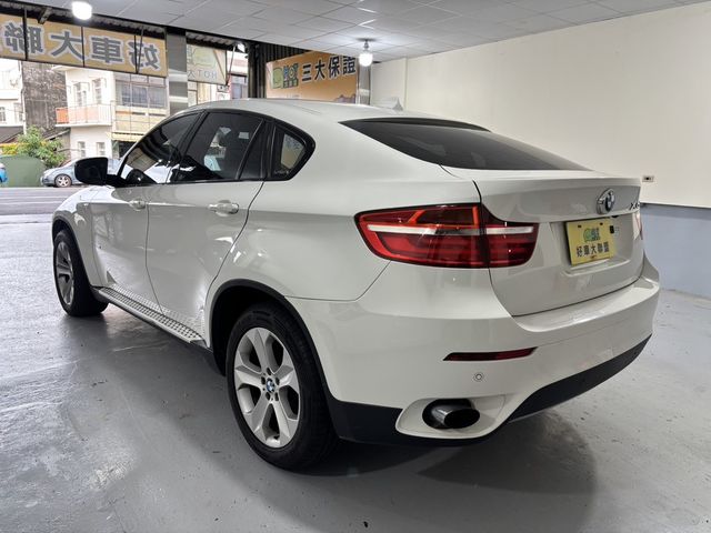 BMW寶馬 X6  第19張相片