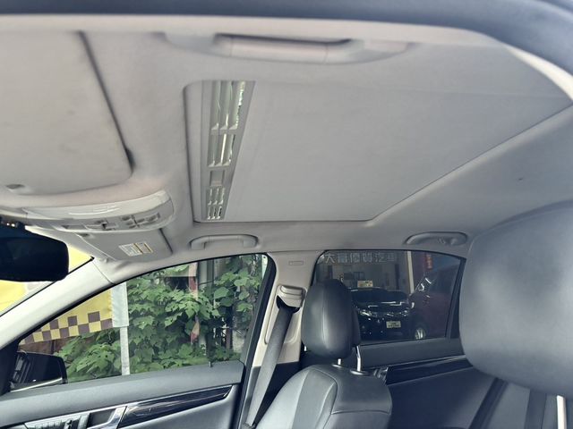 M-BENZ賓士 C200  第4張相片