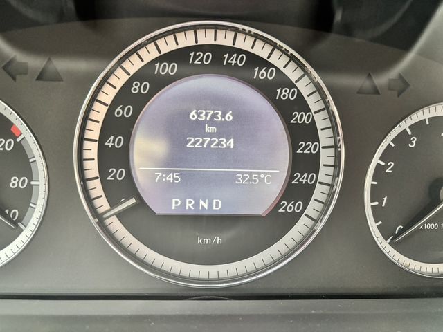 M-BENZ賓士 C200  第7張相片