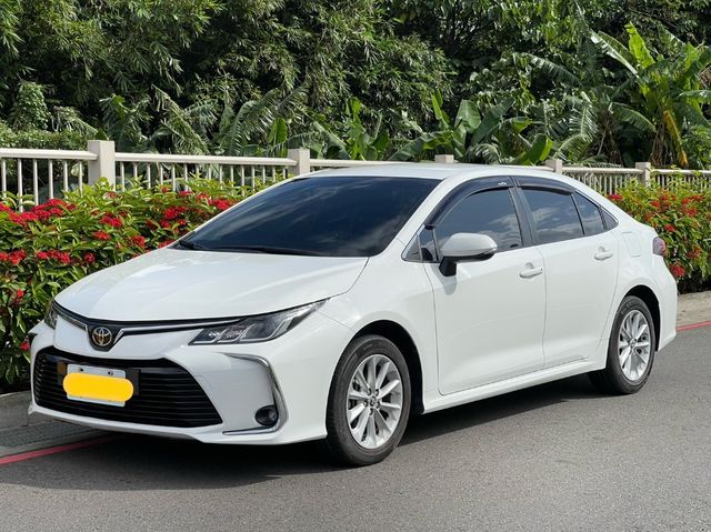 TOYOTA豐田 ALTIS  第1張相片