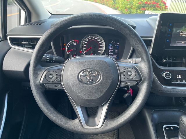 TOYOTA豐田 ALTIS  第6張相片