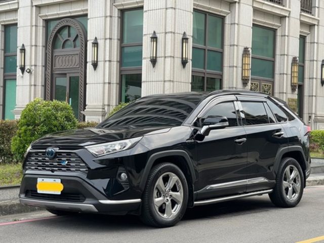 TOYOTA豐田 RAV4  第1張相片