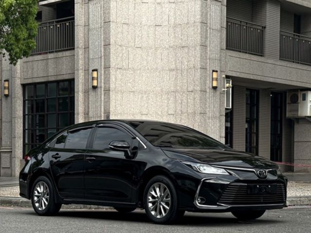 TOYOTA豐田 ALTIS  第1張相片