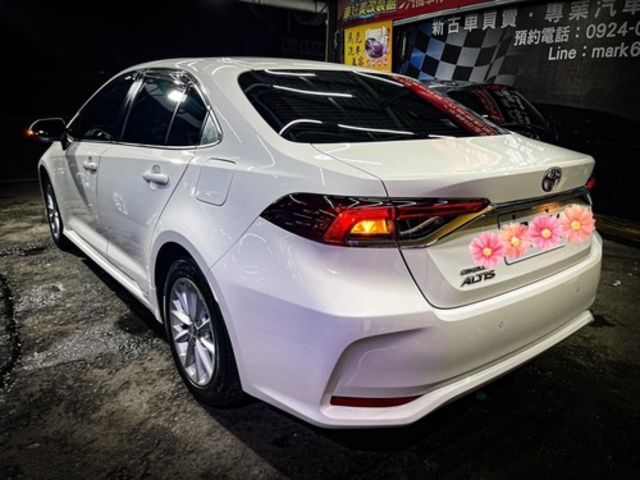 TOYOTA豐田 ALTIS  第3張相片