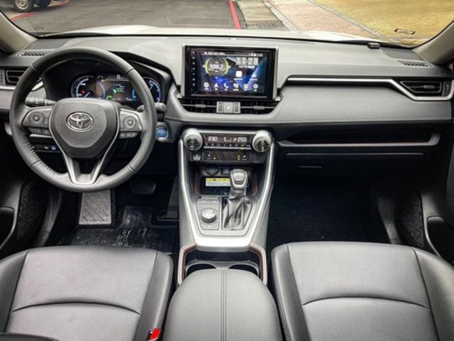 TOYOTA豐田 RAV4  第11張相片