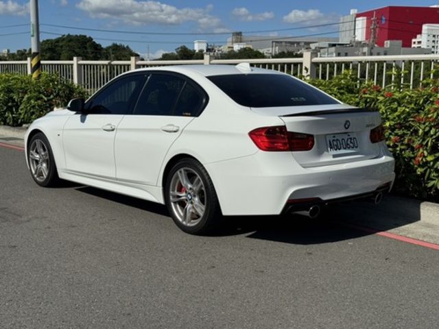 BMW寶馬 320I  第10張相片