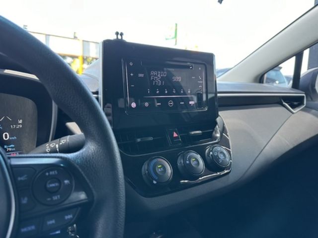 TOYOTA豐田 ALTIS  第3張相片