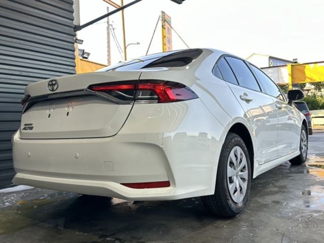 TOYOTA豐田 ALTIS  第8張相片