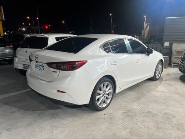 MAZDA馬自達 MAZDA 3  第5張相片