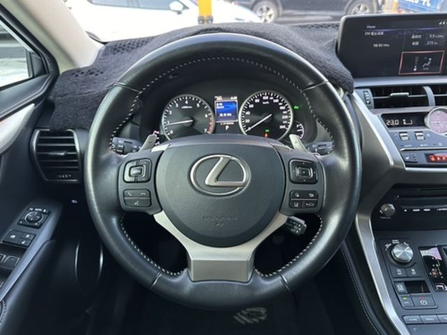 LEXUS凌志 NX200  第11張相片