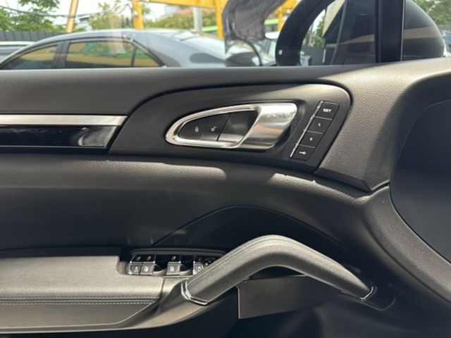 PORSCHE保時捷 CAYENNE  第6張相片