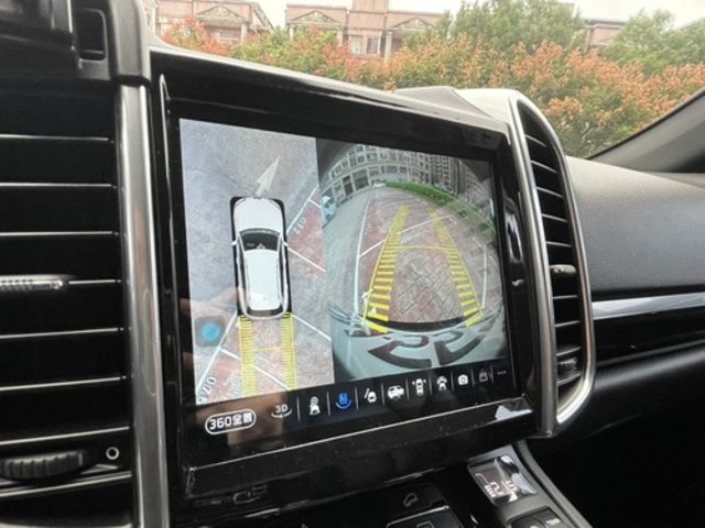 PORSCHE保時捷 CAYENNE  第12張相片