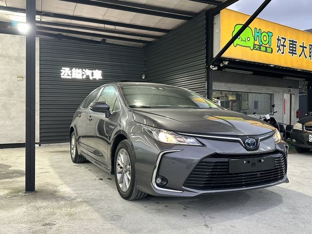 TOYOTA豐田 COROLLA ALTIS HYBRID  第3張相片